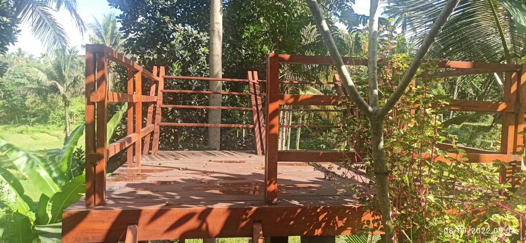 Bale Kembang Kuning Tetebatu Quarto foto